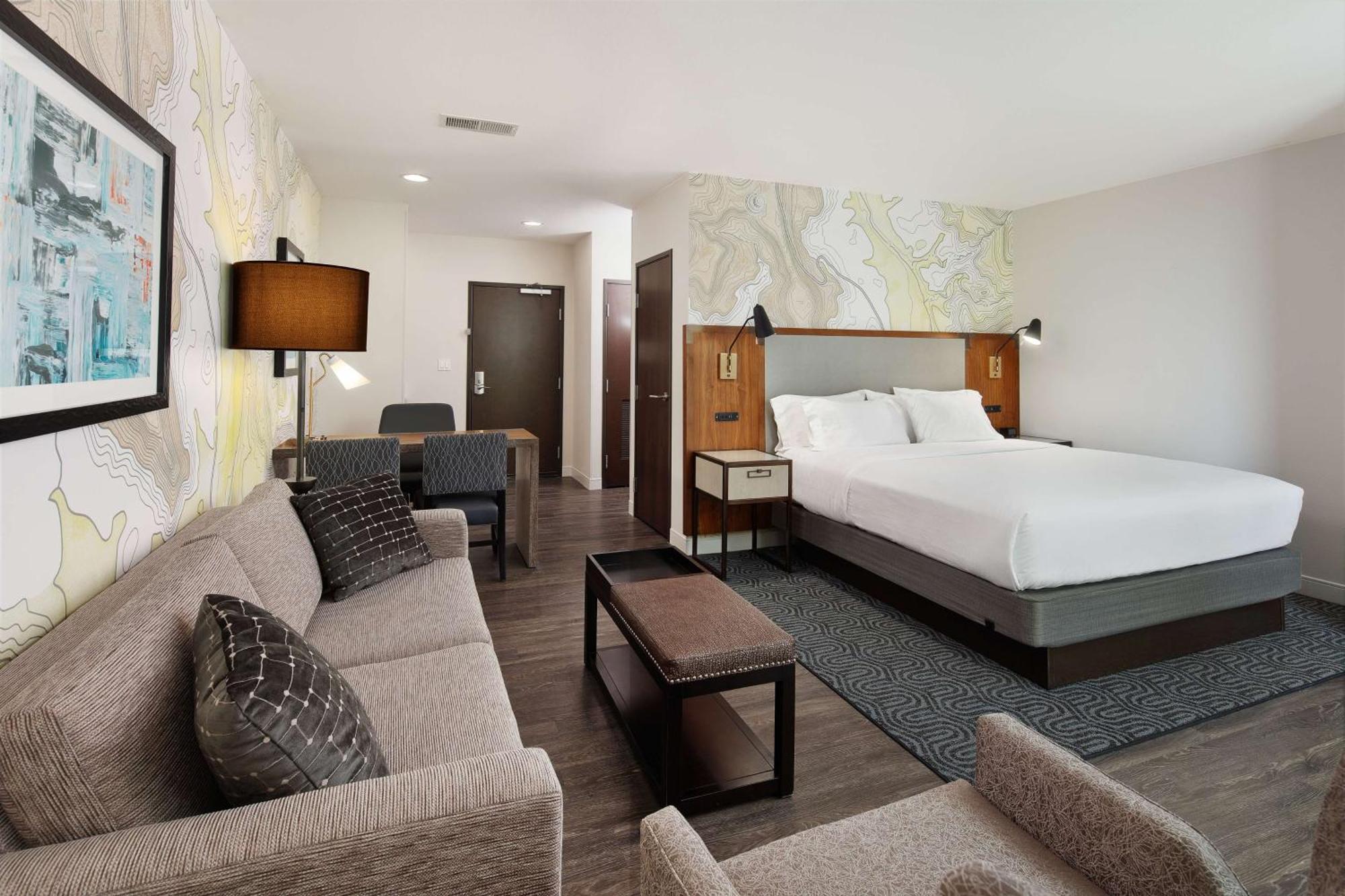 Embassy Suites Amarillo Downtown Bagian luar foto